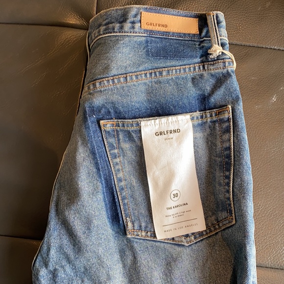 Grlfrnd jeans. The Karolina - Picture 2 of 3
